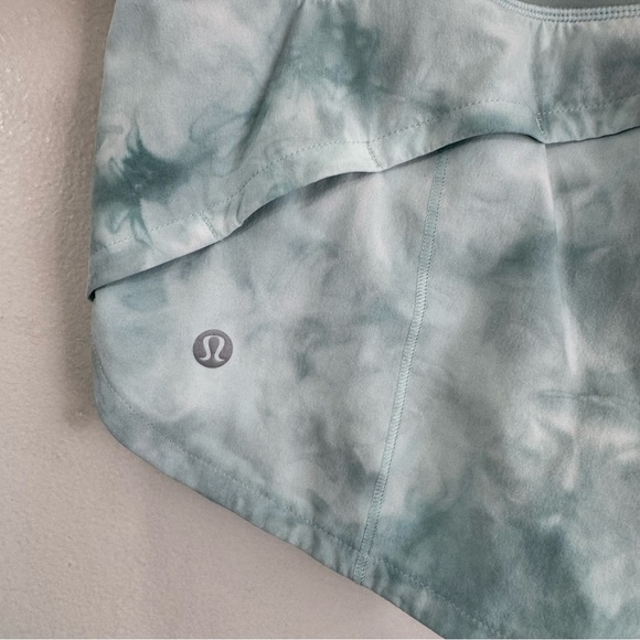 Lululemon Speed Up Low-Rise Lined Short 2.5" Size 4 - Picture 6 of 12